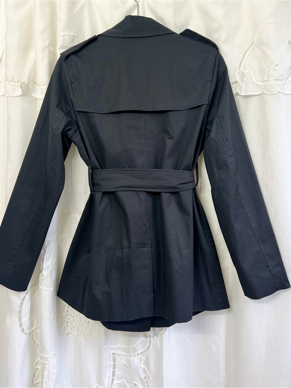 NWT Quince Comfort Stretch Short Trench Coat Black Small Belted - Picture 6 of 16